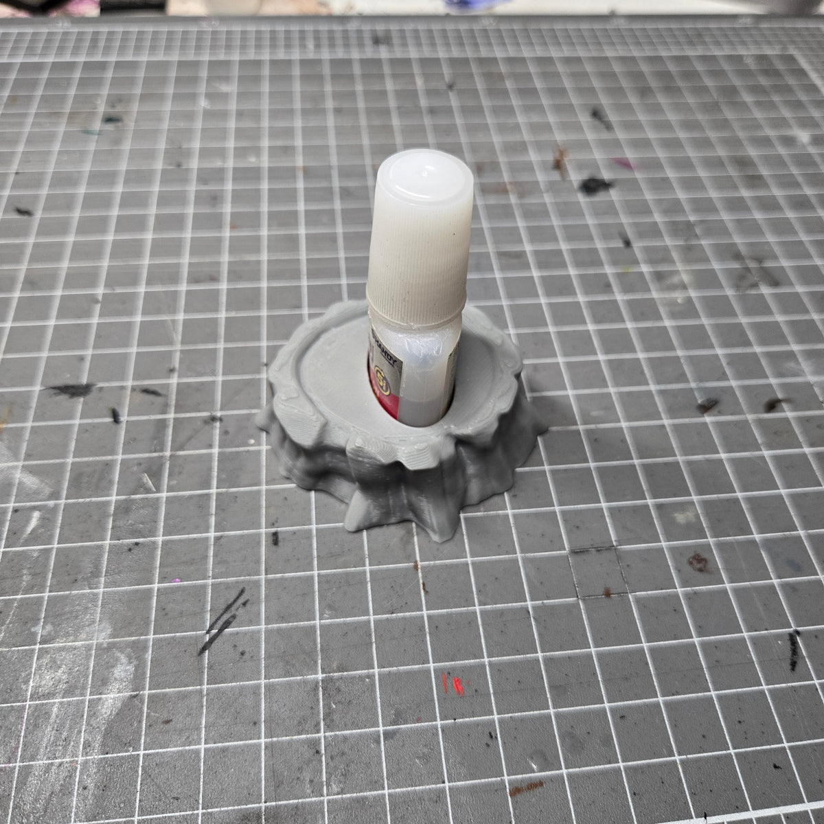 Glue Well
