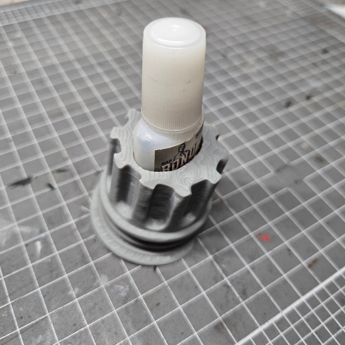 Glue Well