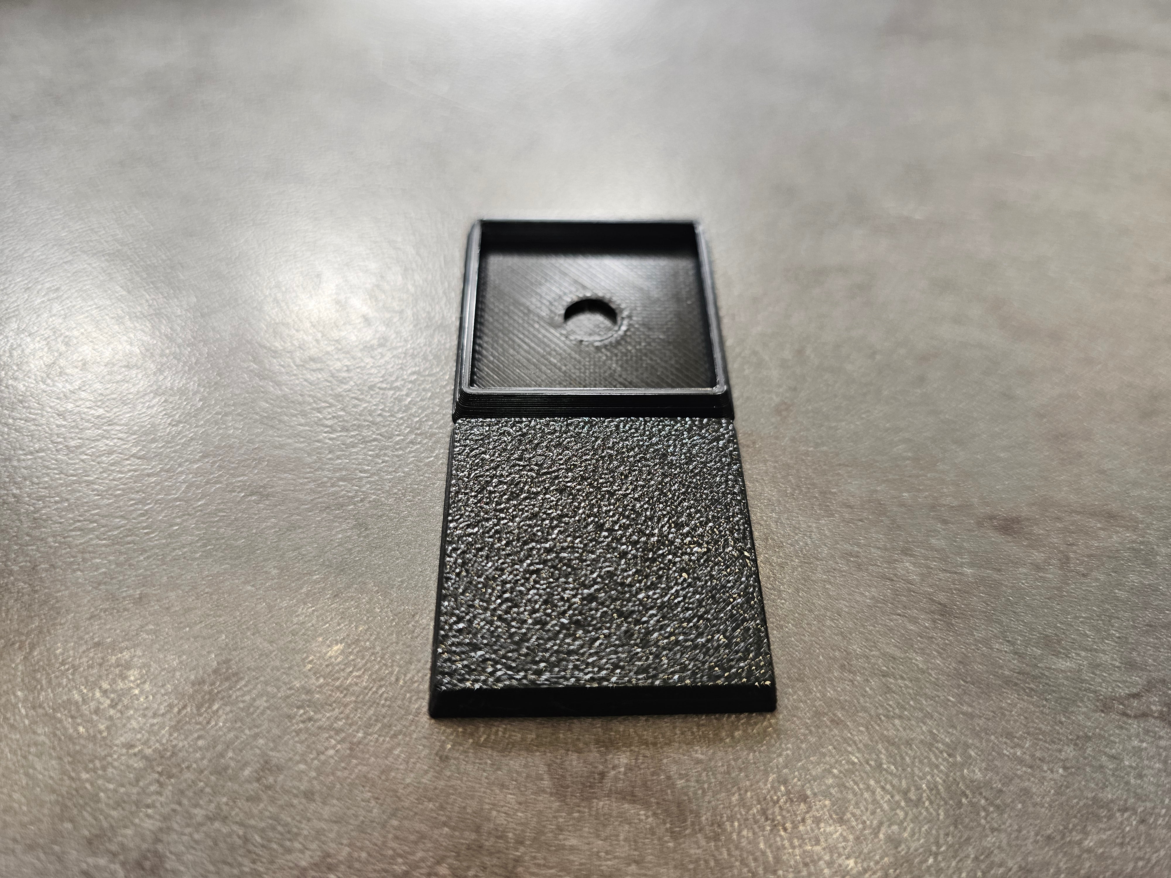 Base Adaptors Single Square Base Adaptors – Miniature Horde